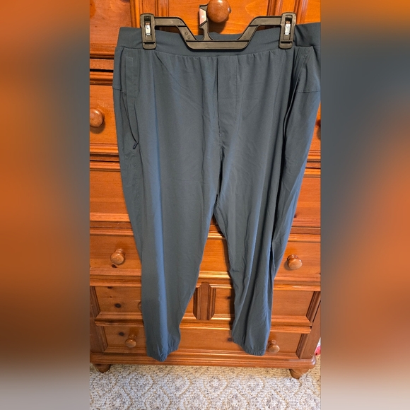 COPY - Men's x large xl Lululemon lightweight joggers License To Train - Picture 1 of 8